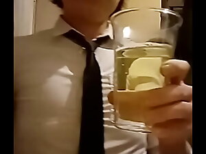 Criss drinks his piss after