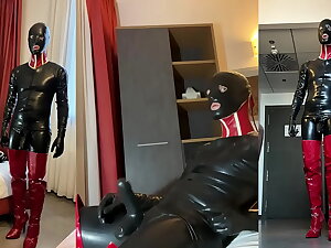 Small masturbation in latex