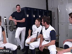 (Johnny Rapid) Shoots His Load While Getting Double Penetrated In An Orgy With His Coach (Andrew Stark) - Men