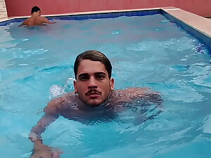 PISCININHA  AMOR
